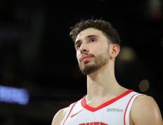 NG体育-风云突变！法国国家队训练课后战术微调，NBA常规赛版图或重绘，底气十足，纪律约束更严格的简单介绍